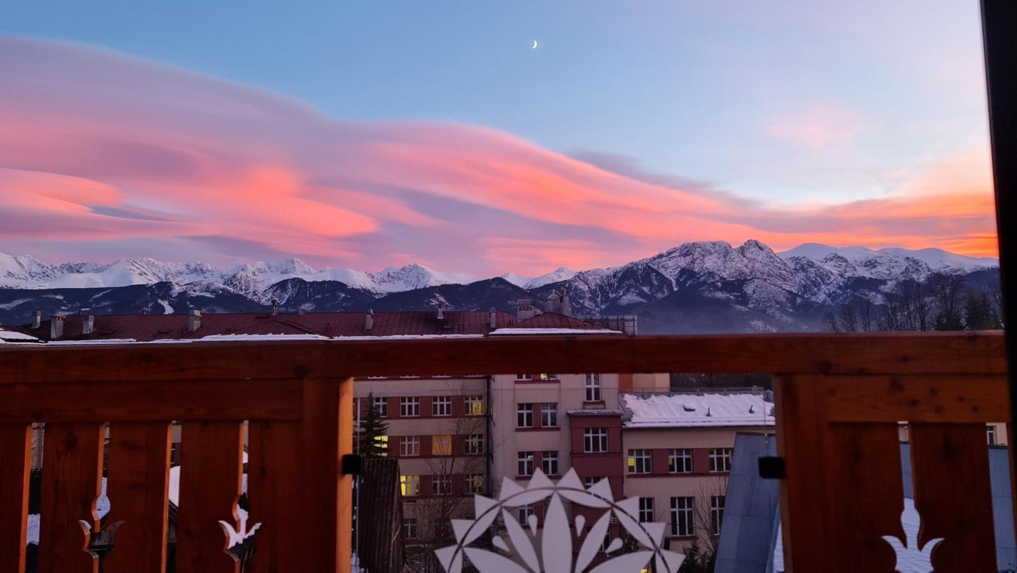 Villa Fortuna - Regionalne Apartamenty & Spa - Sauna, Grill, Jacuzzi Z Widokiem Na Tatry — Zdjęcia 1